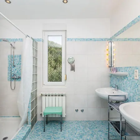 Deluxe In Premantura With A Shared Swimming Pool Apartment